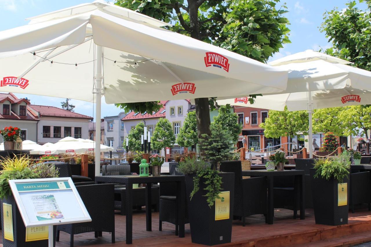 Hotel-Restauracja Platan Chrzanów Exteriör bild